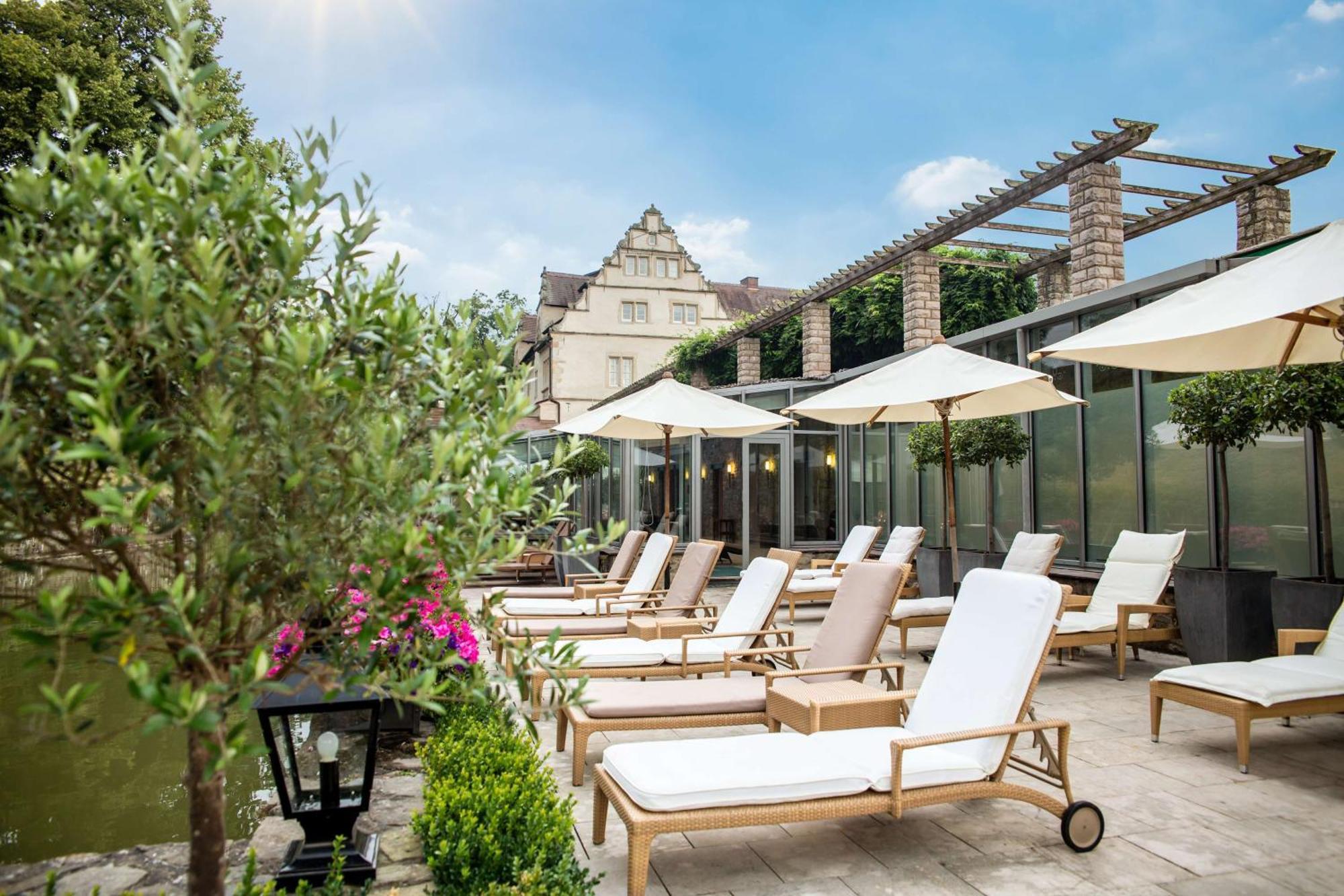 Schlosshotel Münchhausen Aerzen Exterior foto
